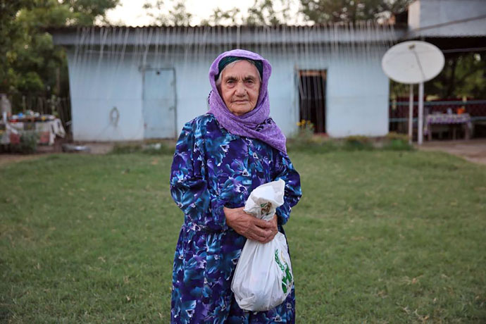 2 milyon 300 bin muhtaca kurban yardımı